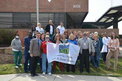Donate Life flag raising