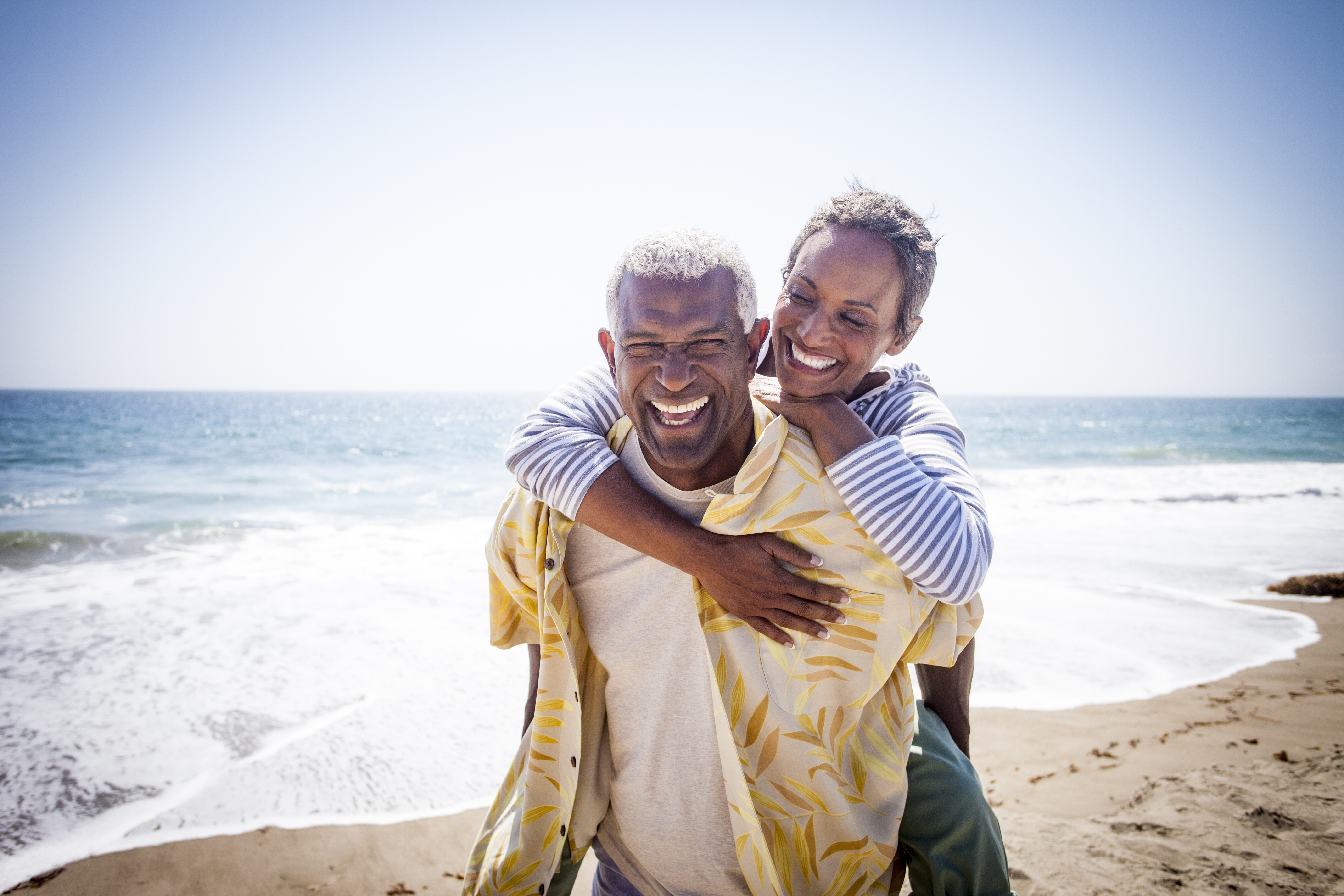 couple-on-beach