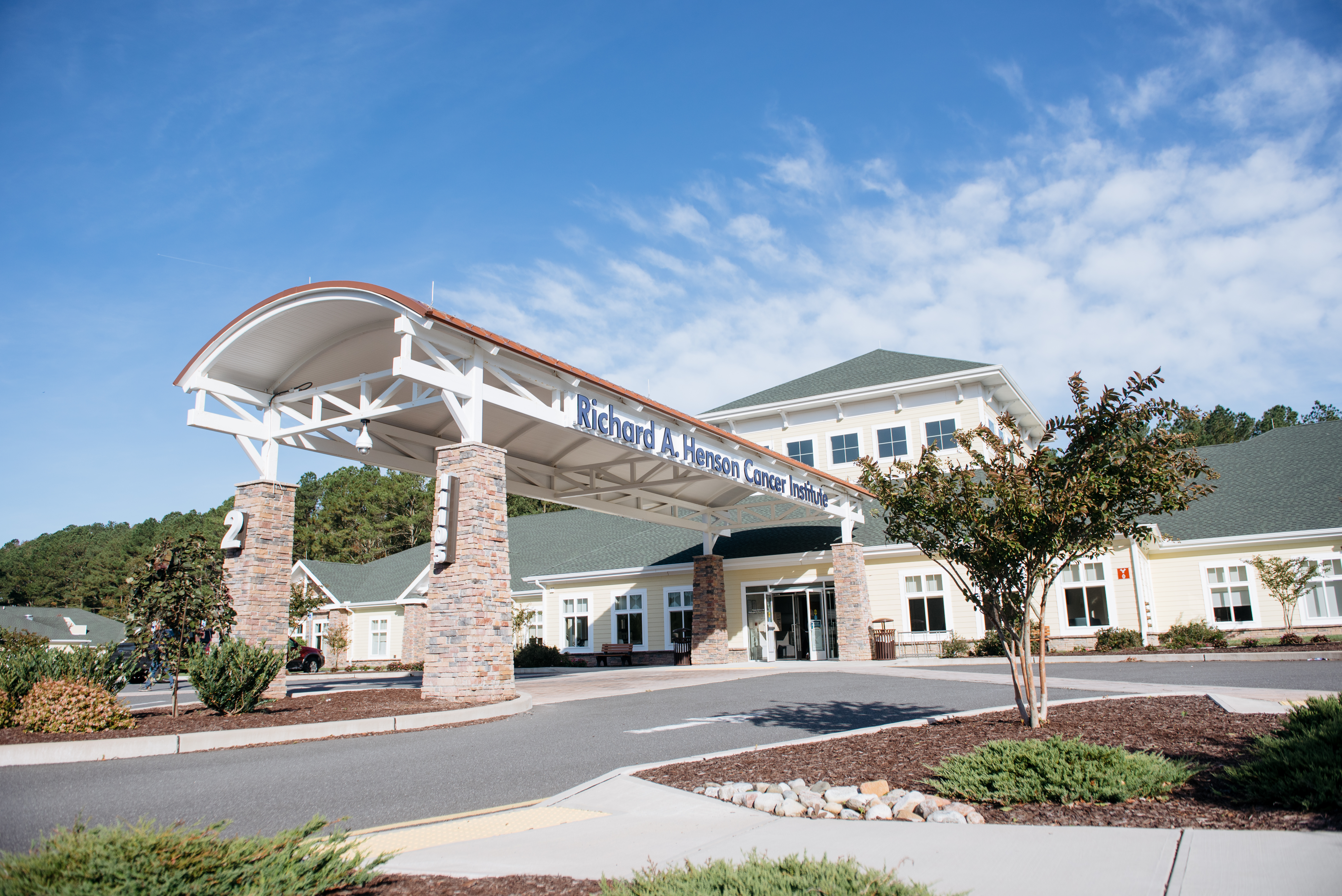 Richard A. Henson Cancer Institute outside photo