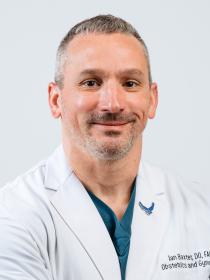 portrait of Dr. Ian Baxter