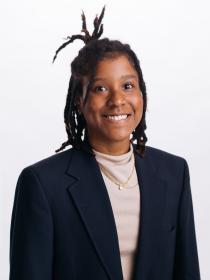 Kim Oliver-Hamilton headshot