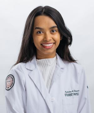 Apeksha Ghumatkar, Medical Student