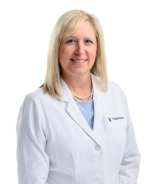 portrait of Laura King, PA-C