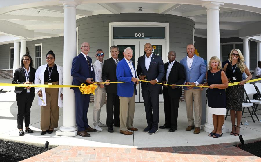 Edward Q. Wilgus Community Clinic ribbon cutting